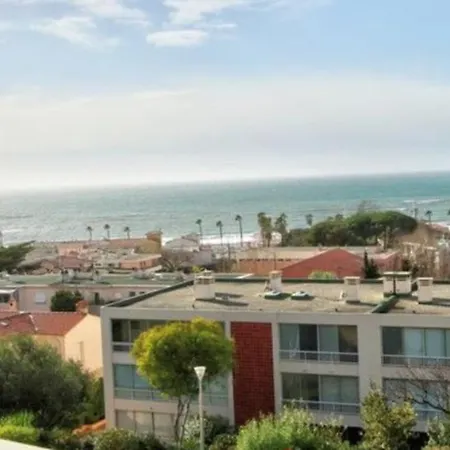 Charming With Terrace And 180 Sea View
